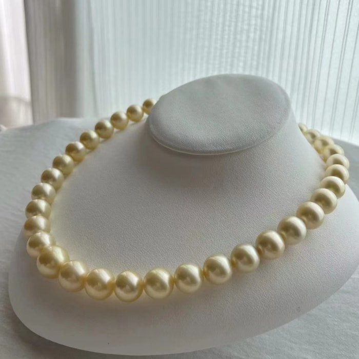 10.0-14.0mm AAAA runde goldene Südseeperlen Kette – Bild 4