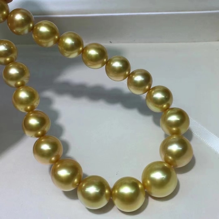 10.0-16.0mm AAAA runde goldene Südseeperlen Kette – Bild 2