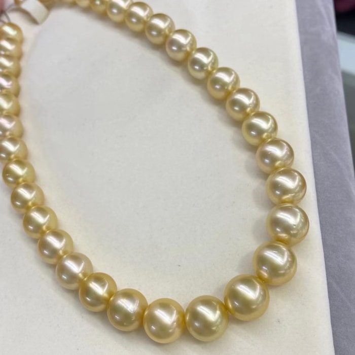 11.0-13.0mm AAAA runde goldene Südseeperlen Kette – Bild 4