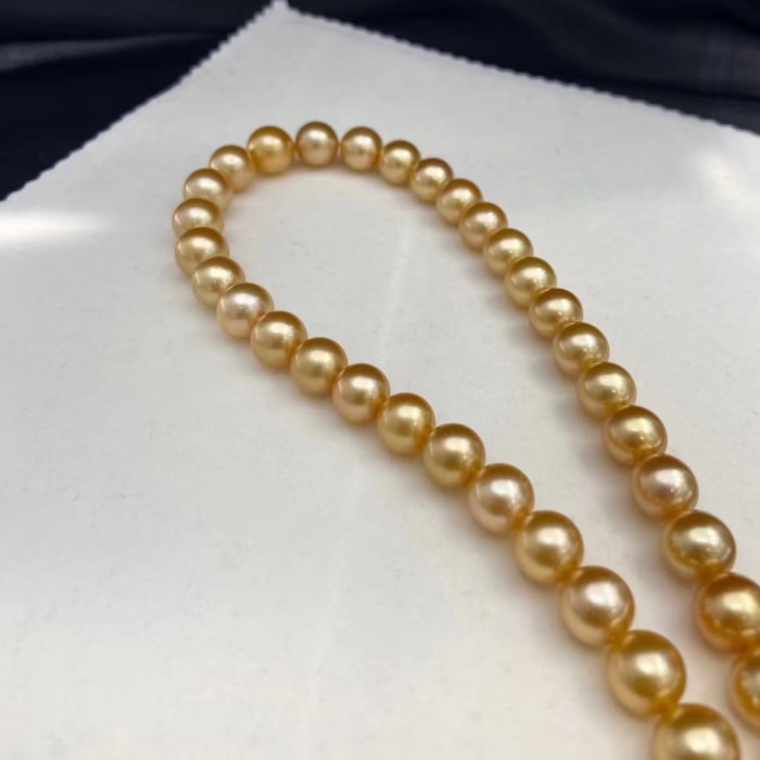 9.0-12.0mm AAAA runde goldene Südsee Perlen Halskette – Bild 5