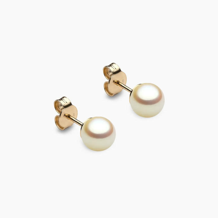 Golden Akoya Perlenohrstecker 5.5mm 18k Gelbgold