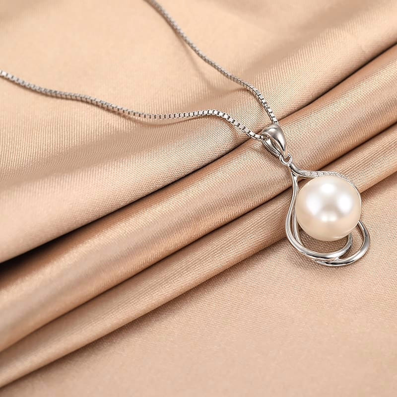 goldkette mit perlen anhänger aus Australische weiße Südsee Perle