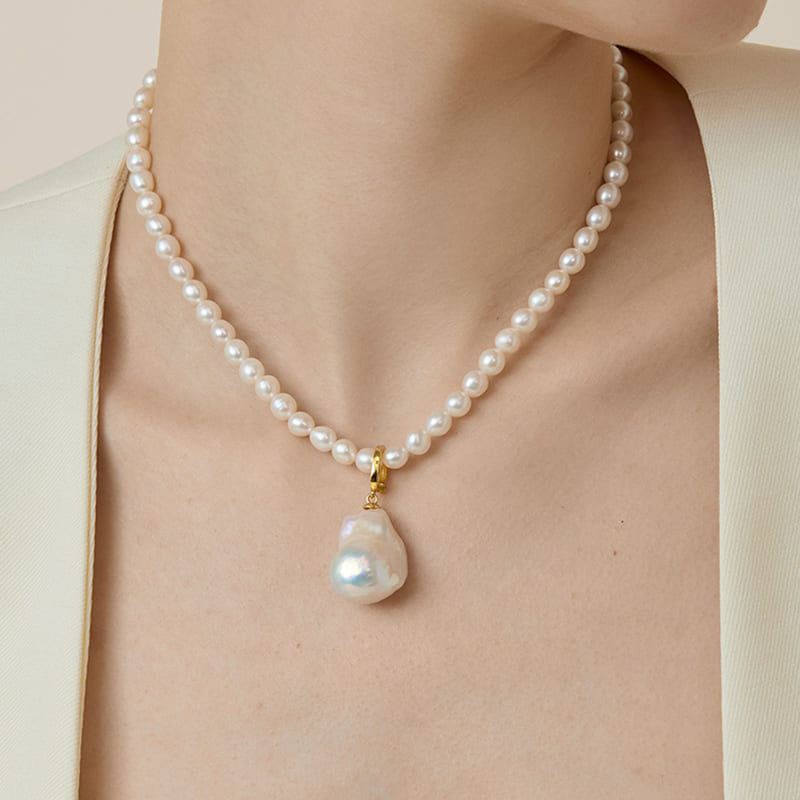 Perlen Kette mit Barockperlen Anhänger